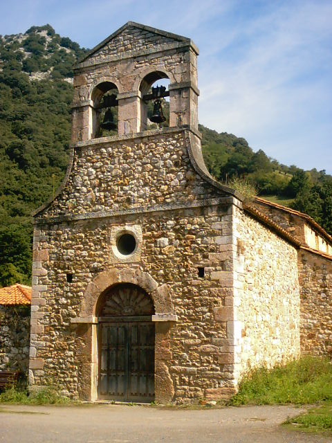 Vista del exterior de la iglesia